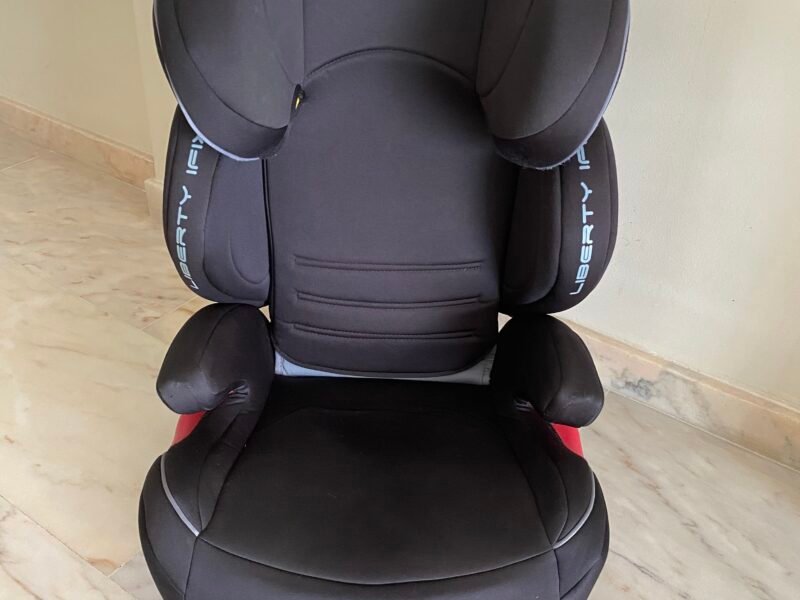 High-backed seat
